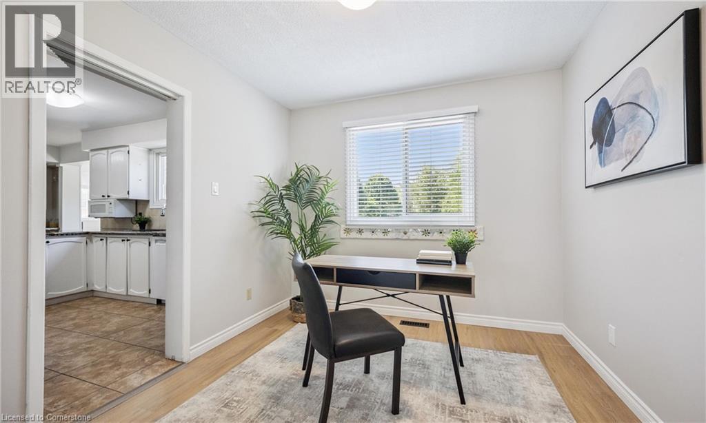Photo 2 of 136 St Jerome Crescent, Kitchener ON