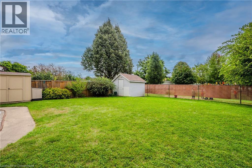 Photo 15 of 136 St Jerome Crescent, Kitchener ON