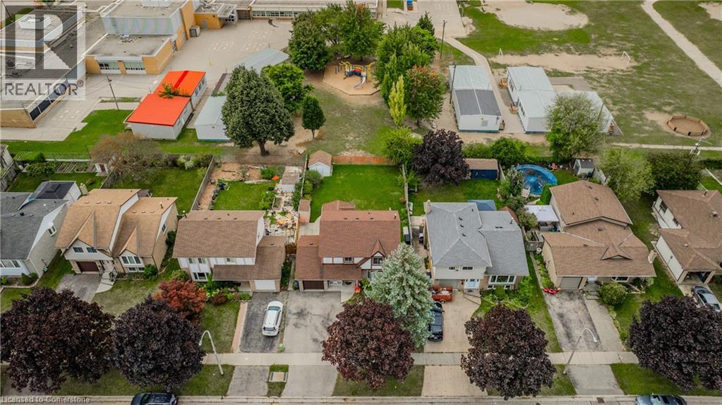 Photo 22 of 136 St Jerome Crescent, Kitchener ON