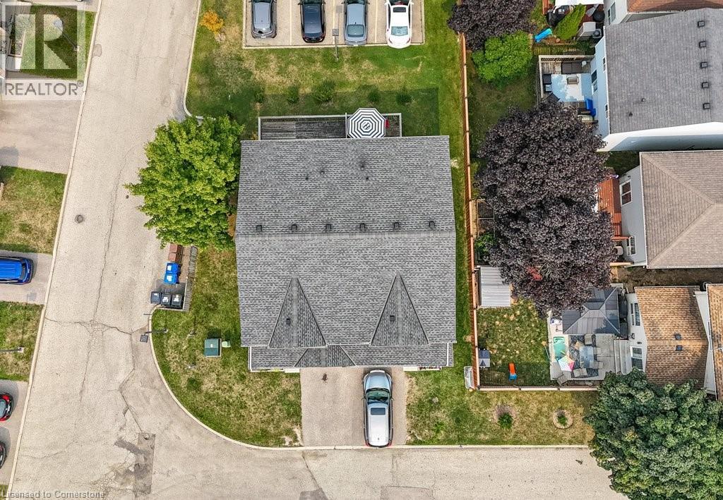 Photo 4 of 84 Westmeadow Drive Unit 2, Kitchener ON