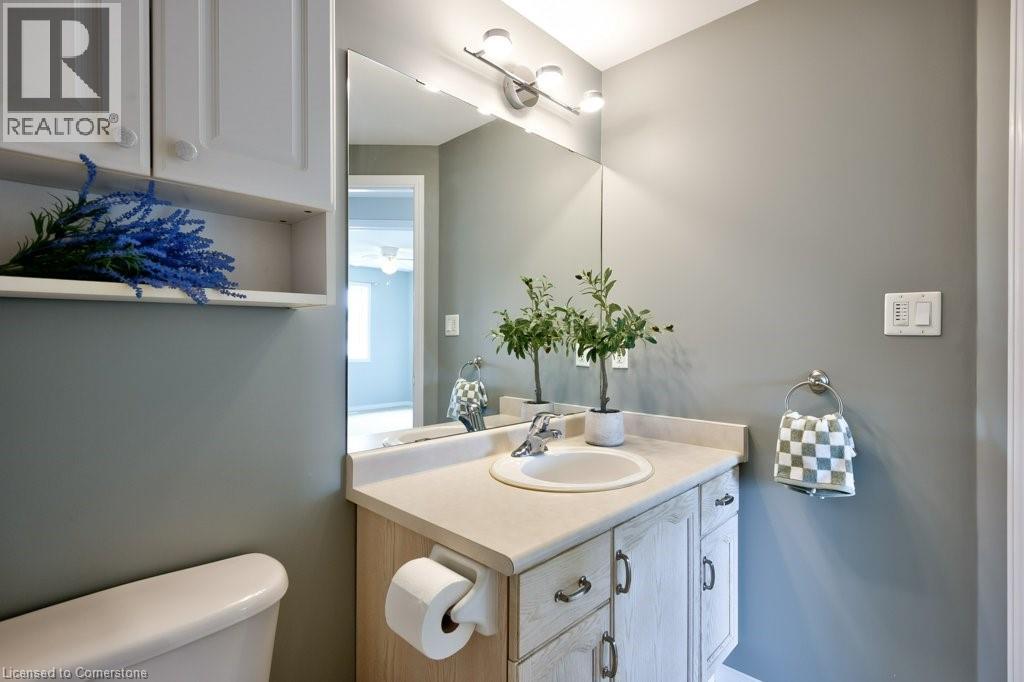 Photo 14 of 84 Westmeadow Drive Unit 2, Kitchener ON
