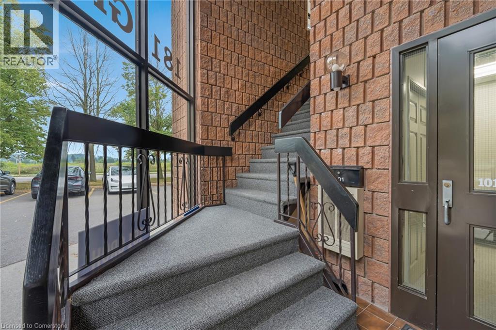 Photo 8 of 181 Groh Avenue Unit 204, Cambridge ON