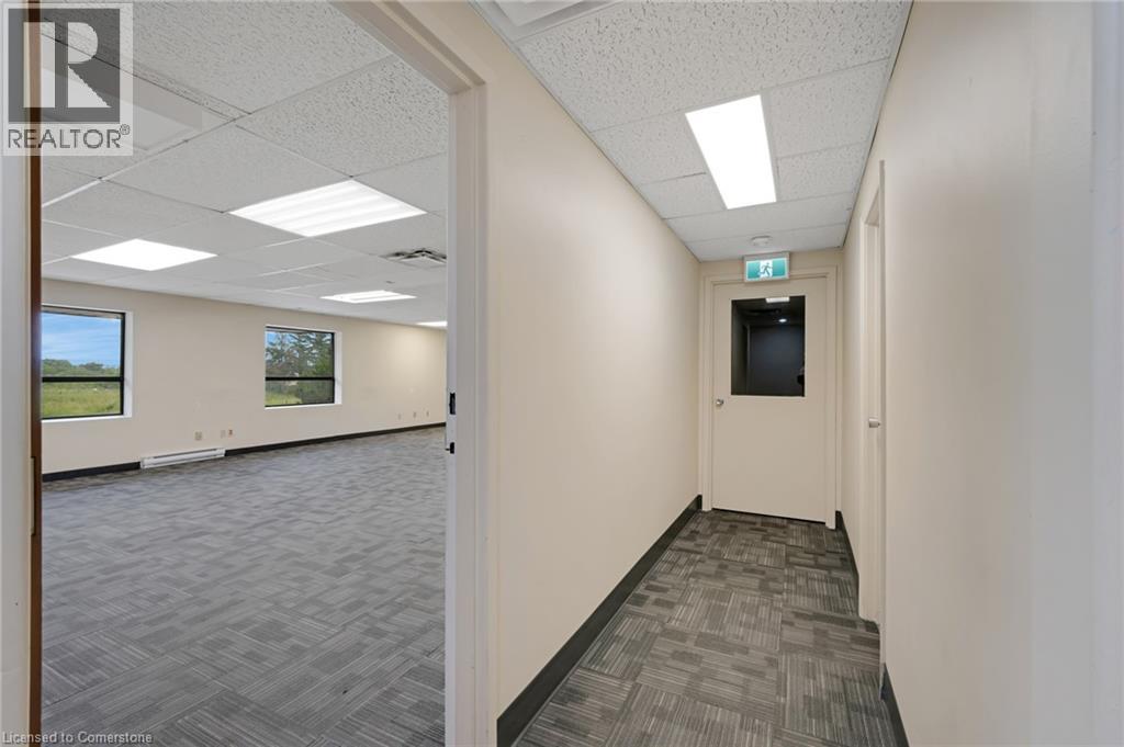 Photo 4 of 181 Groh Avenue Unit 204, Cambridge ON