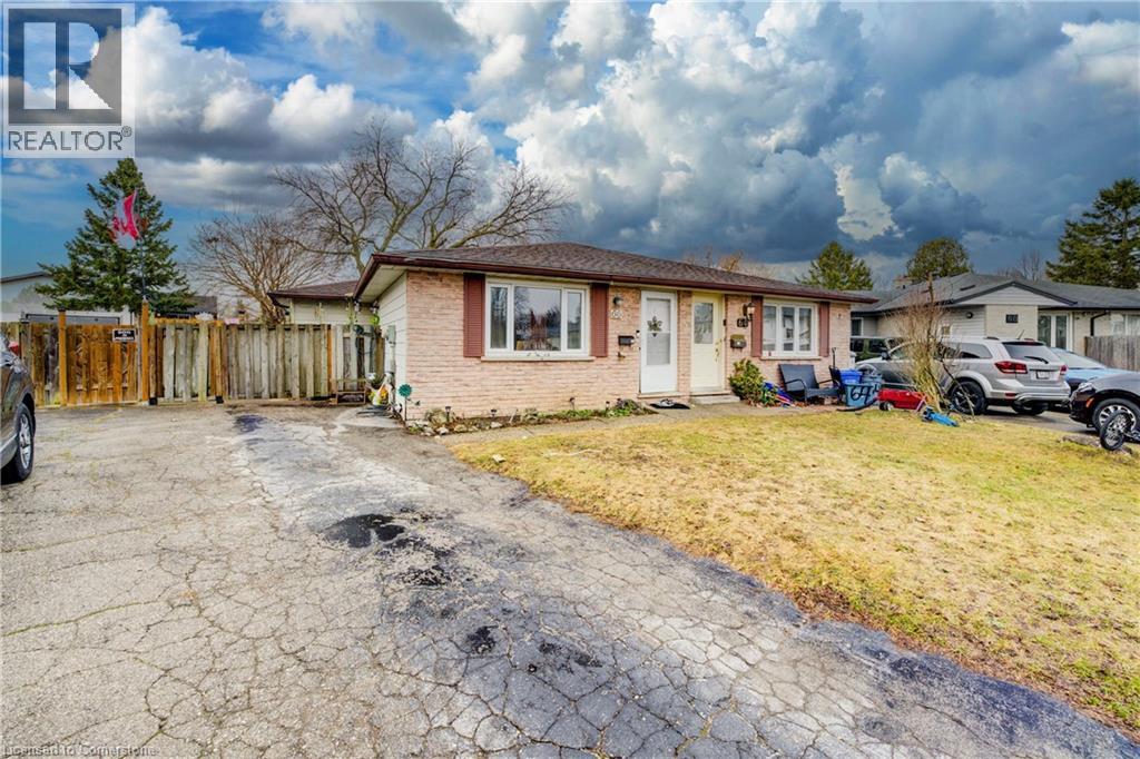 Photo 10 of 66 Harvest Court, Kitchener ON