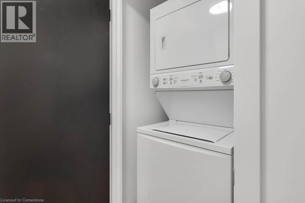 Photo 6 of 34 Windermere Crescent Unit C, Woodstock ON