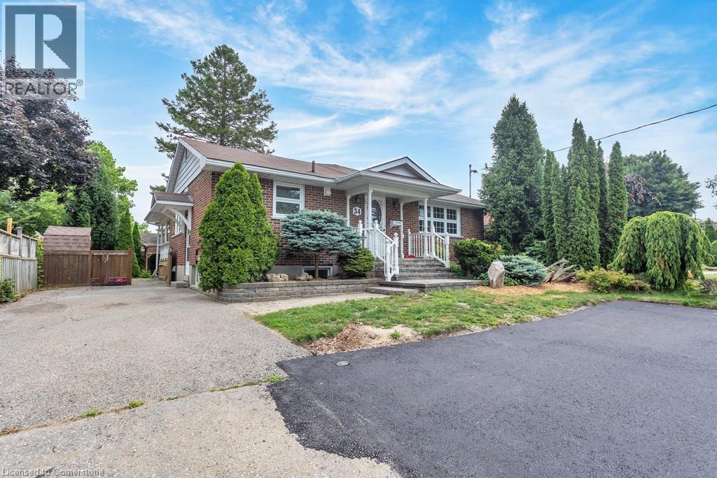 Photo 9 of 34 Windermere Crescent Unit C, Woodstock ON