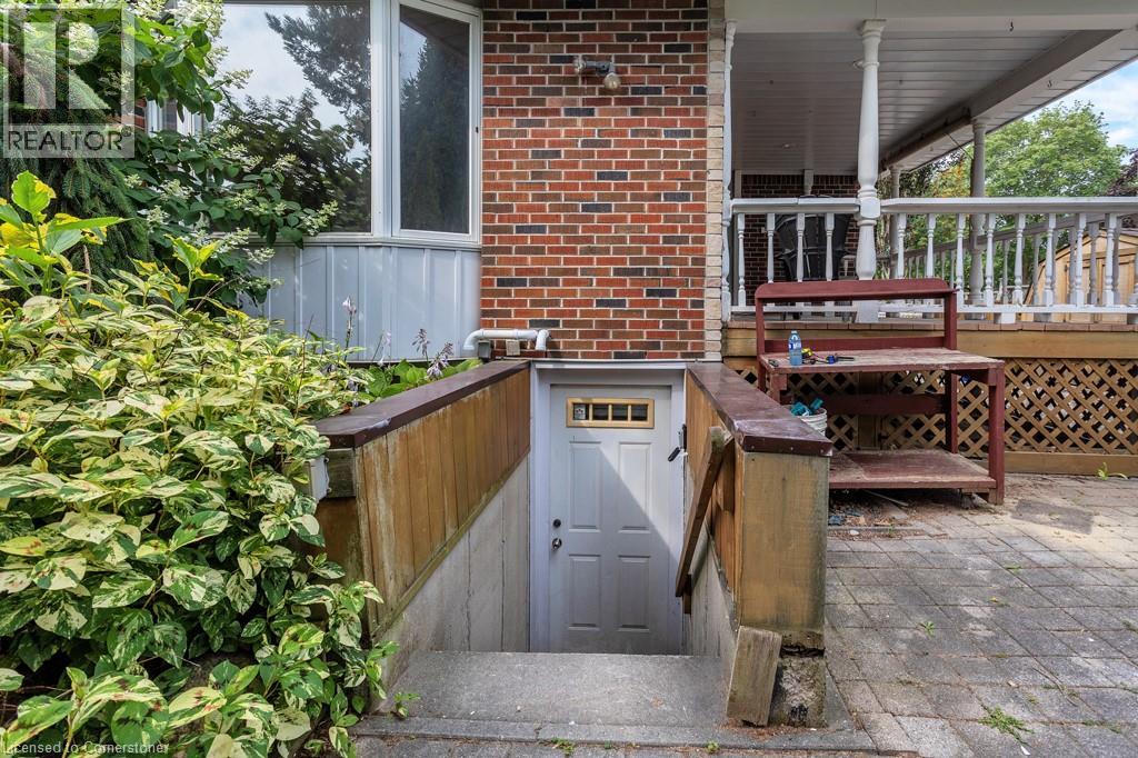 Photo 3 of 34 Windermere Crescent Unit C, Woodstock ON