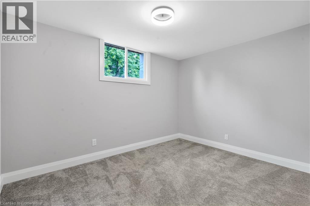 Photo 4 of 206 Shelley Drive Unit Lower, Kitchener ON