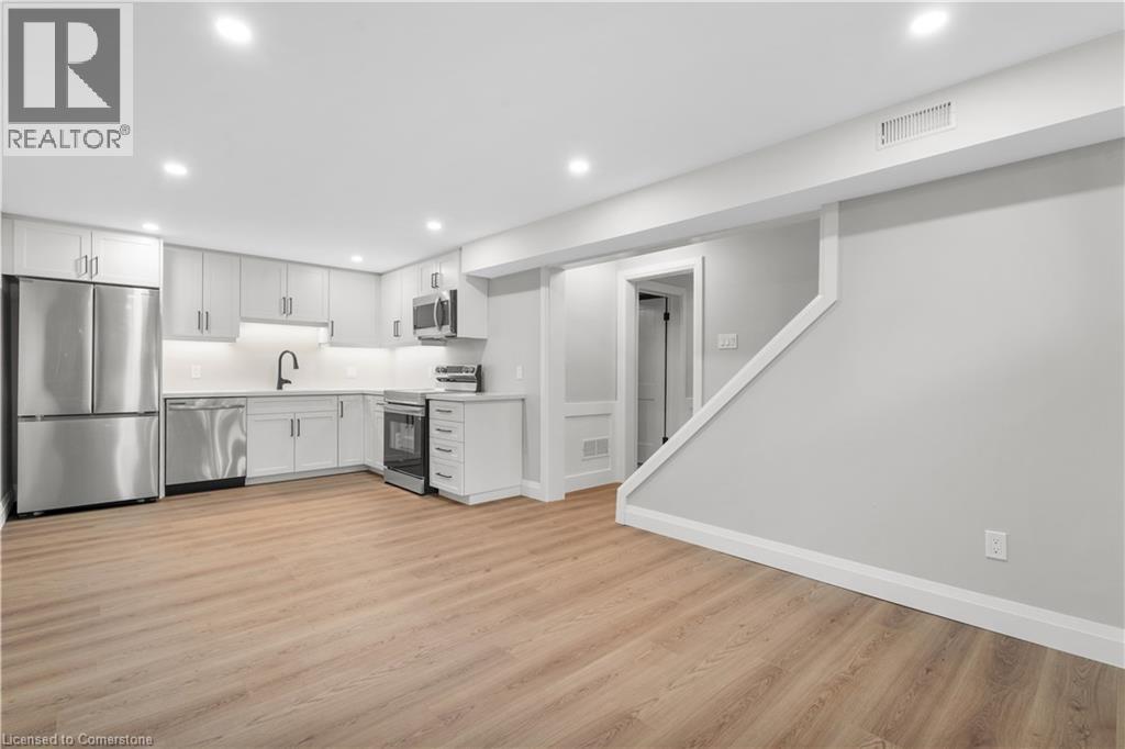Photo 12 of 206 Shelley Drive Unit Lower, Kitchener ON