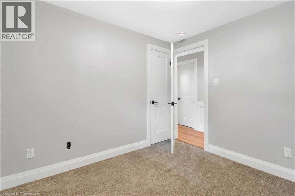 Photo 6 of 206 Shelley Drive Unit Lower, Kitchener ON