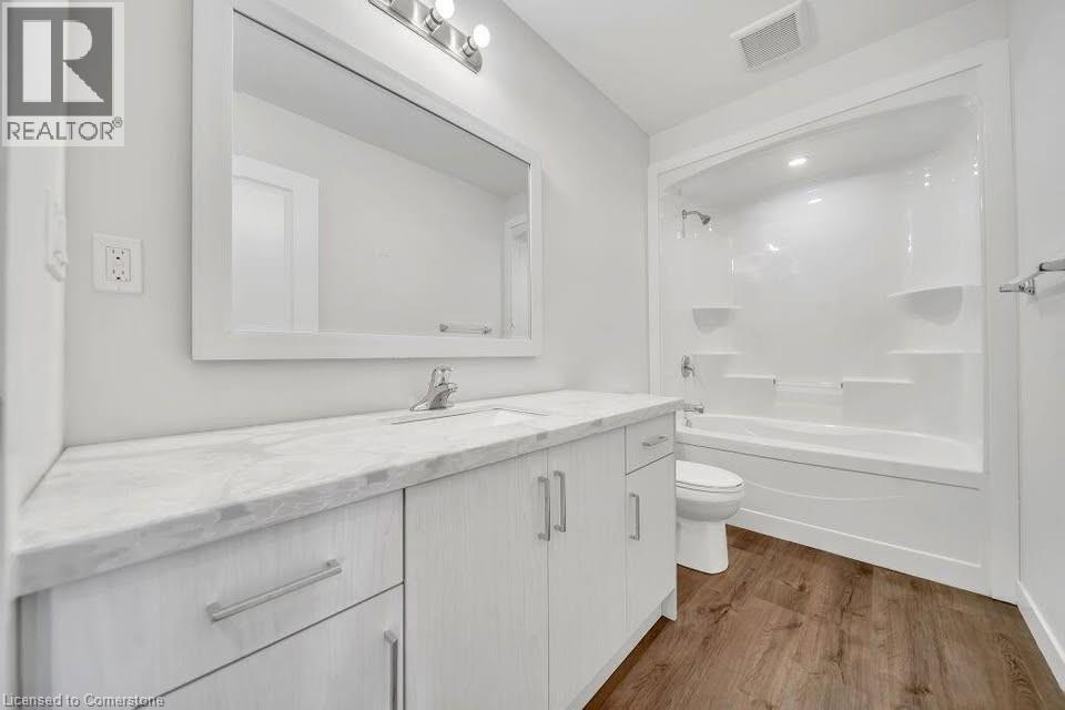 Photo 6 of 490 Lampman Place, Woodstock ON
