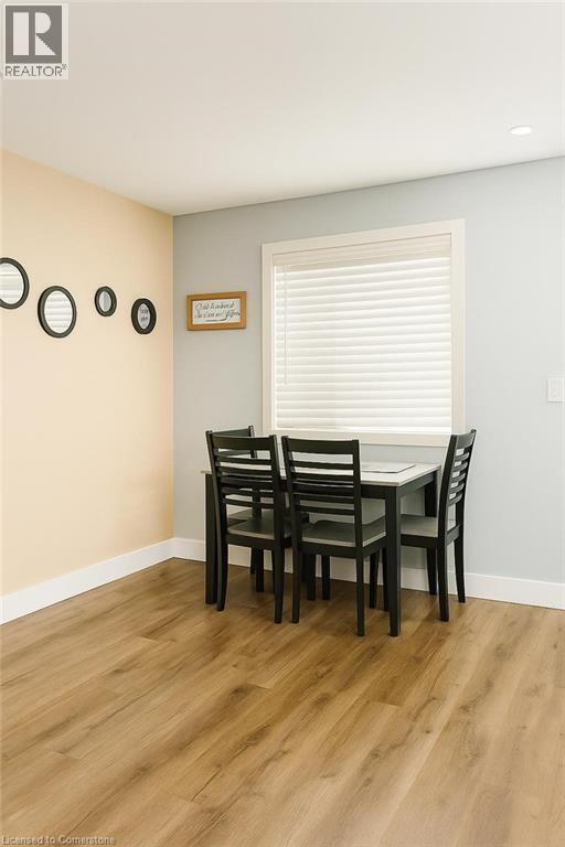 Photo 13 of 490 Lampman Place, Woodstock ON