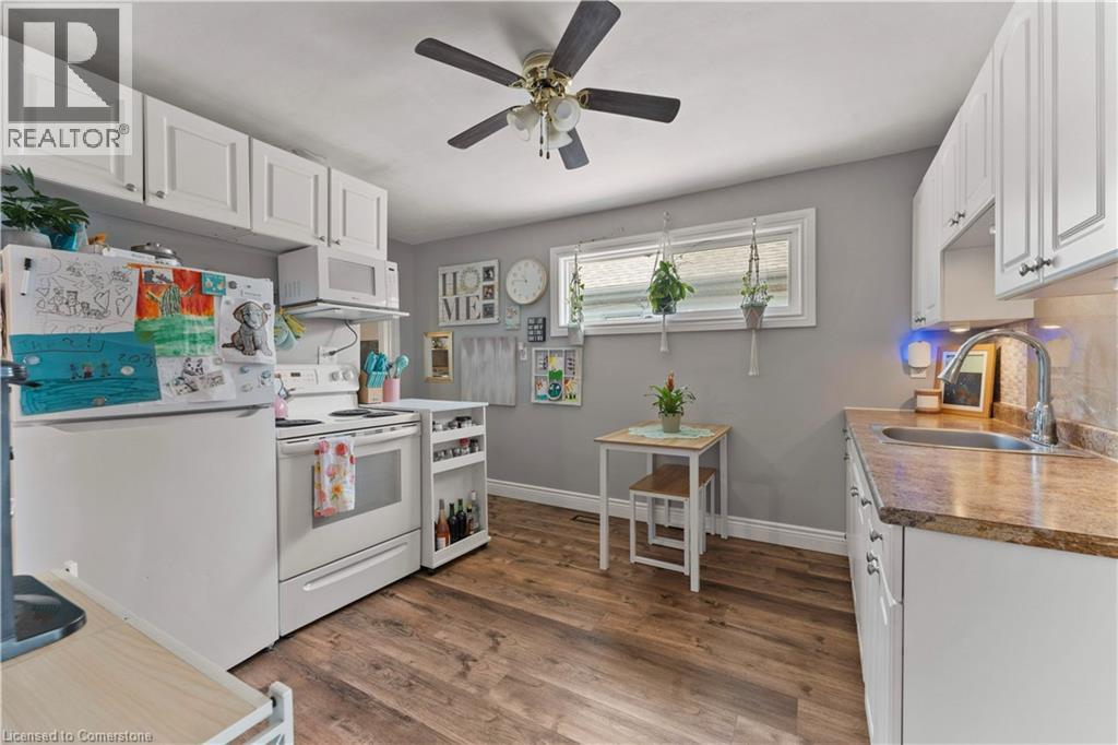 Photo 16 of 1550 St Luke Road, Windsor ON