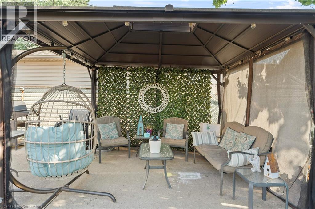 Photo 2 of 1550 St Luke Road, Windsor ON