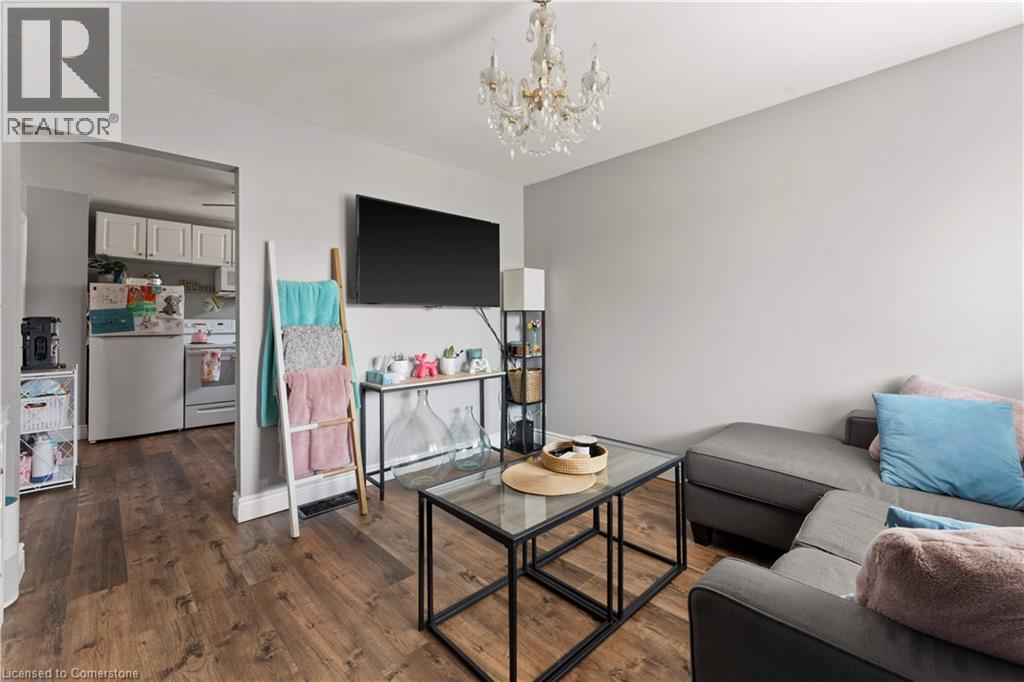 Photo 9 of 1550 St Luke Road, Windsor ON