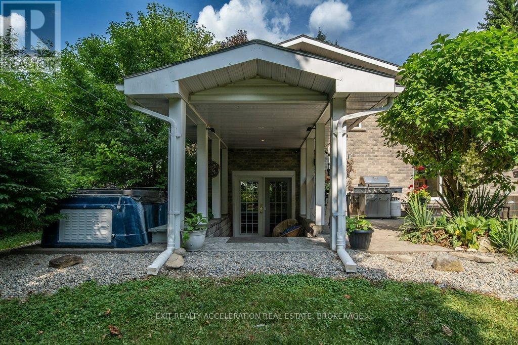 Photo 36 of 35 Riverview Drive, Greater Napanee ON
