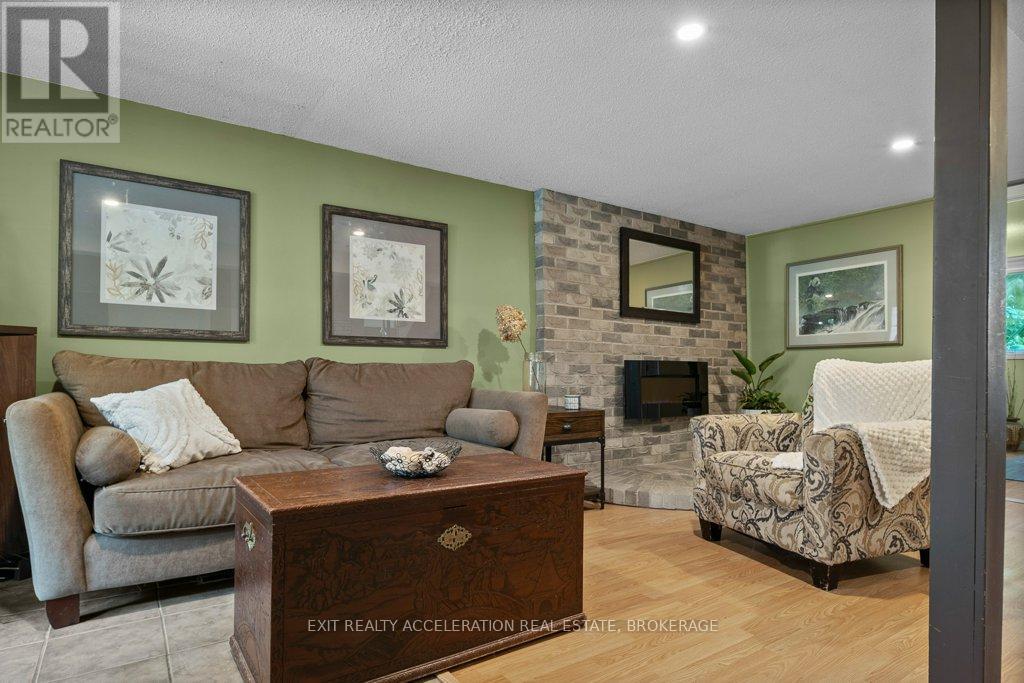 Photo 22 of 35 Riverview Drive, Greater Napanee ON