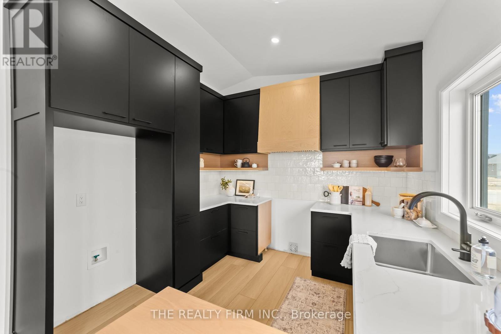 Photo 41 of 173 Renaissance Drive Nw, St Thomas ON