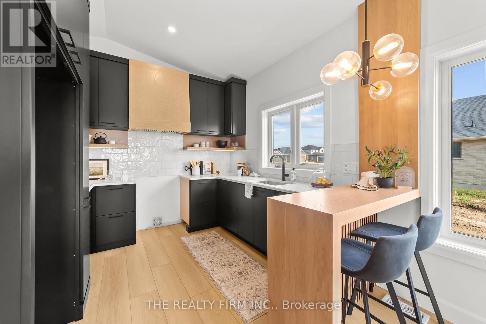 Photo 29 of 173 Renaissance Drive Nw, St Thomas ON