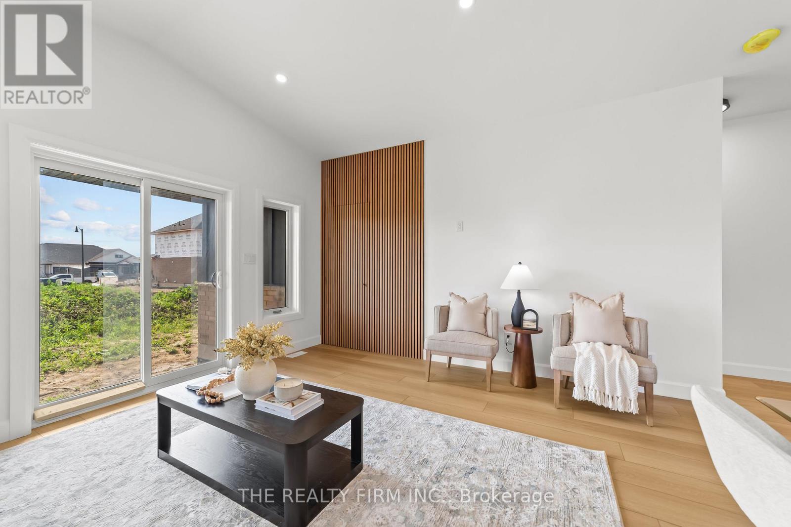Photo 18 of 173 Renaissance Drive Nw, St Thomas ON