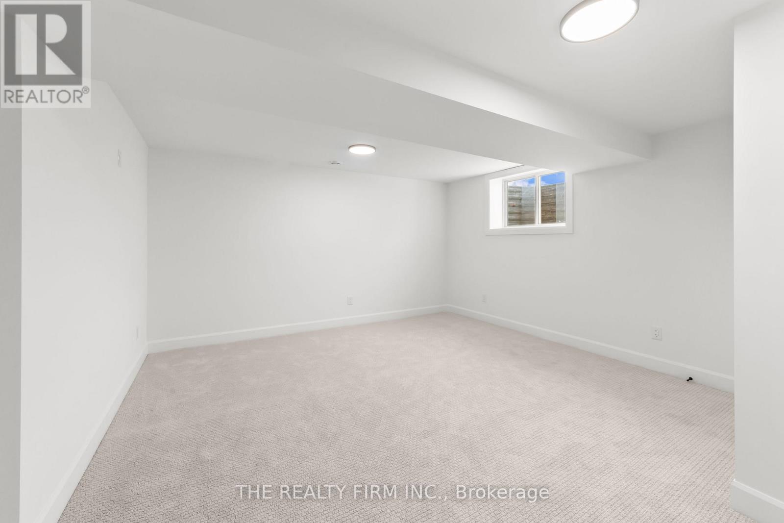 Photo 31 of 173 Renaissance Drive Nw, St Thomas ON