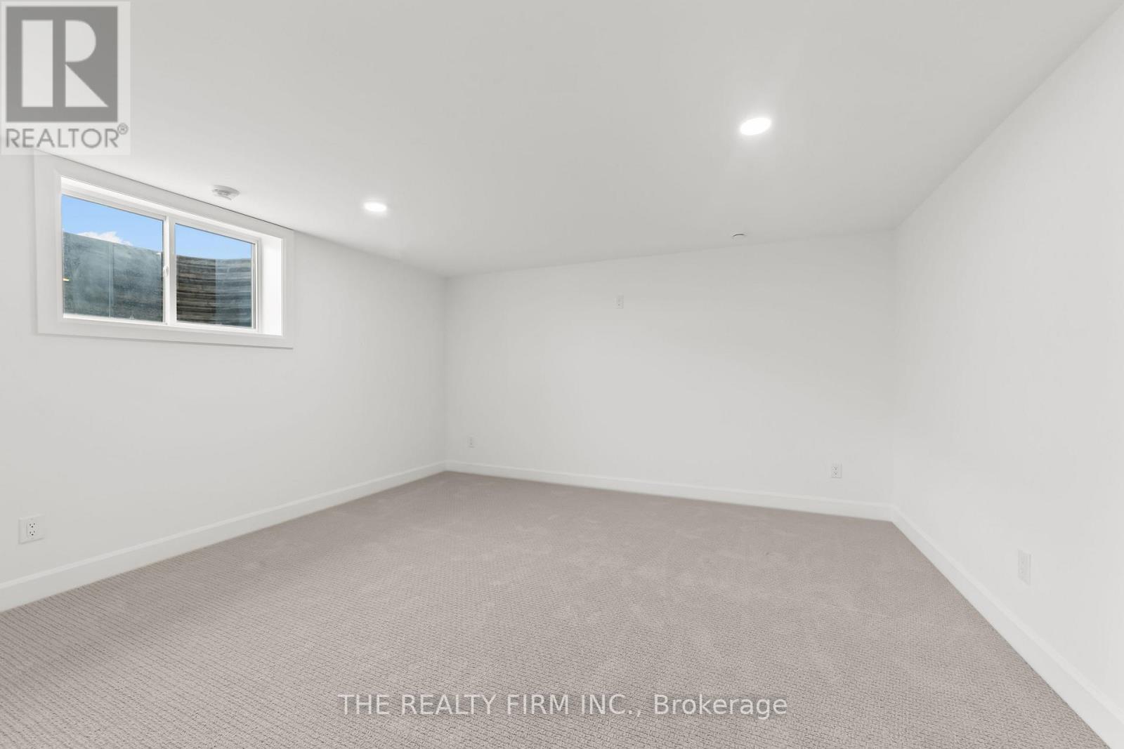 Photo 23 of 173 Renaissance Drive Nw, St Thomas ON