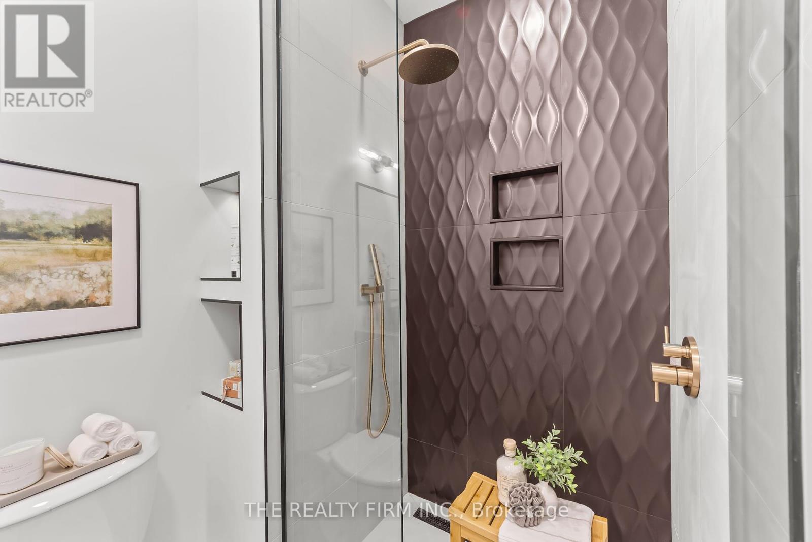 Photo 22 of 173 Renaissance Drive Nw, St Thomas ON