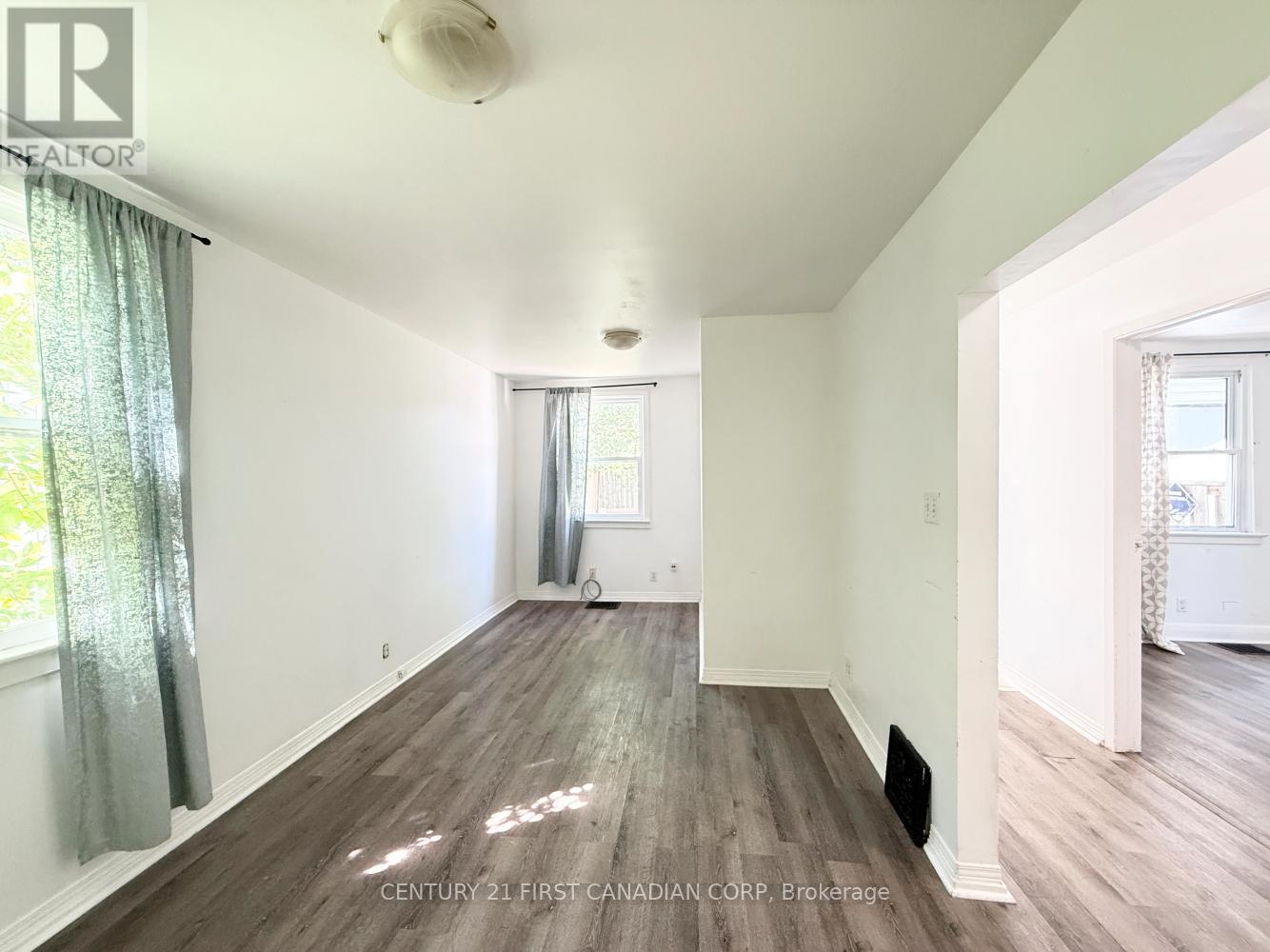 Photo 12 of 197 Clarence Street, London East ON