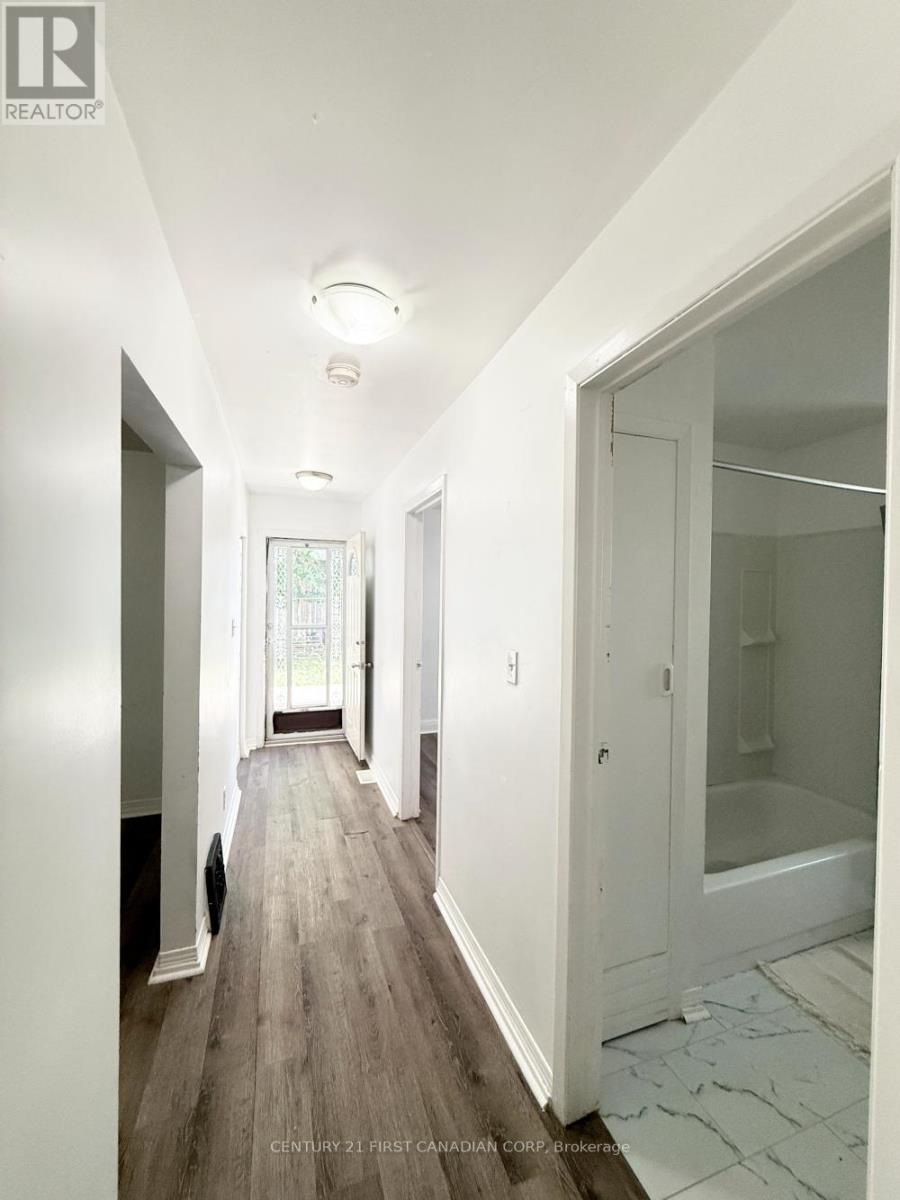 Photo 15 of 197 Clarence Street, London East ON