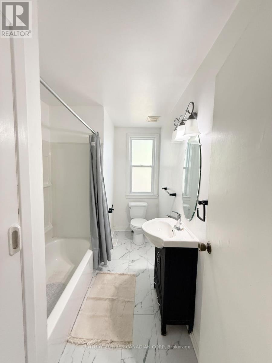 Photo 14 of 197 Clarence Street, London East ON