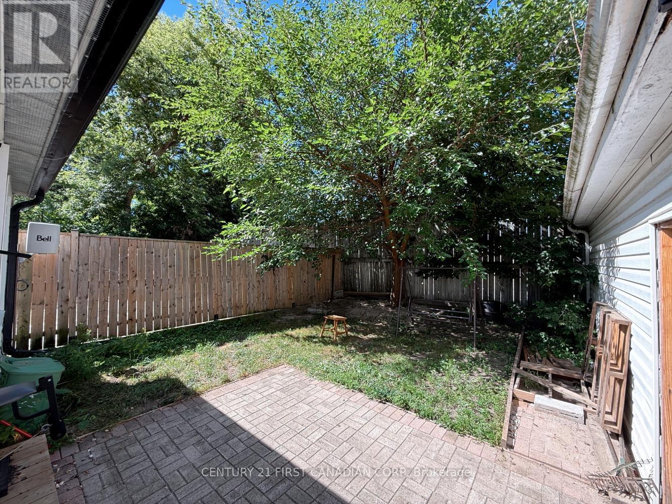 Photo 17 of 197 Clarence Street, London East ON