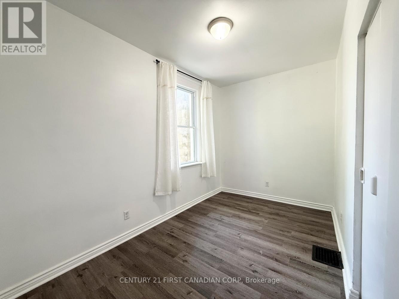 Photo 7 of 197 Clarence Street, London East ON