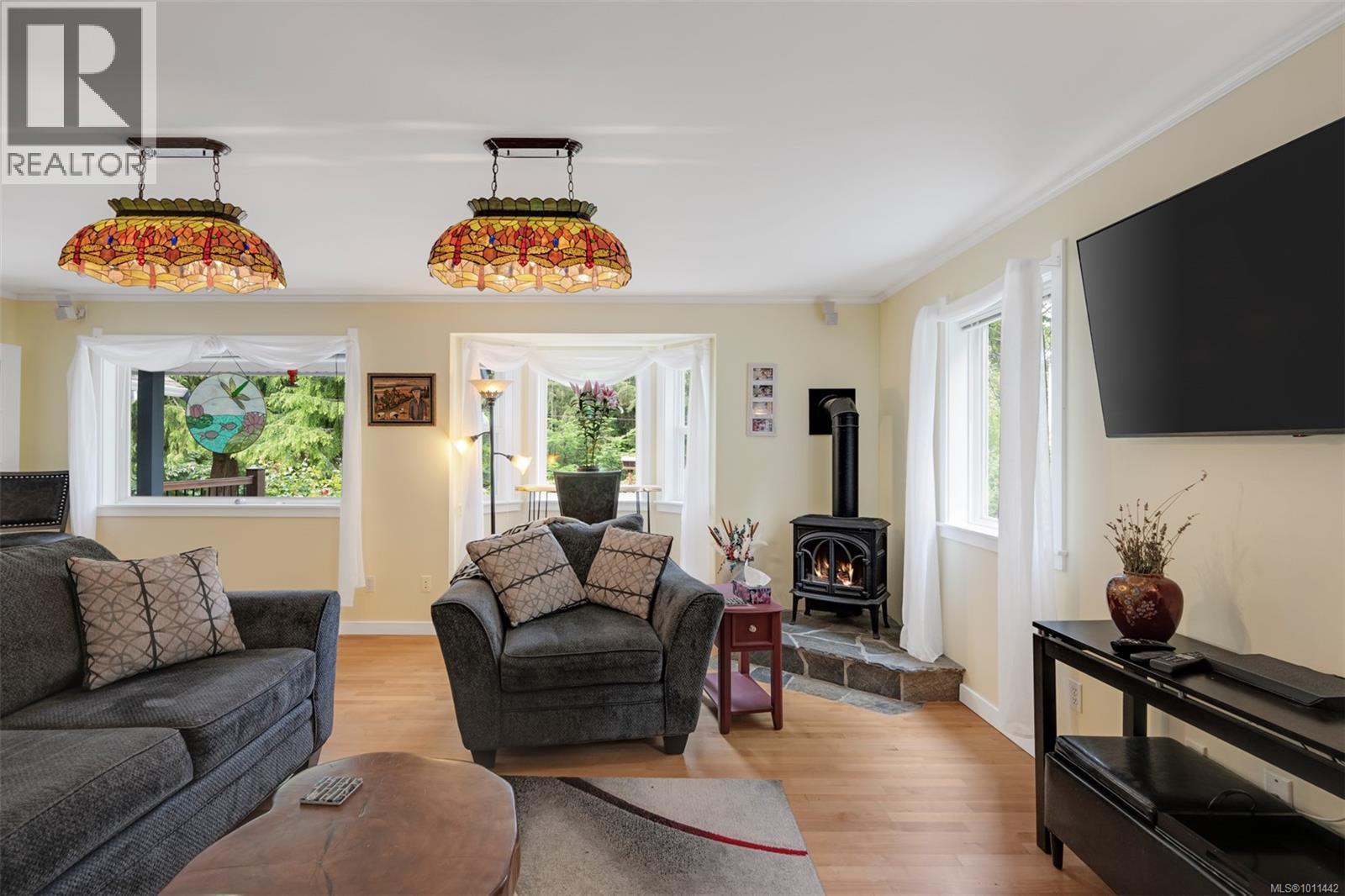 2719 Dundas Rd, Shawnigan Lake