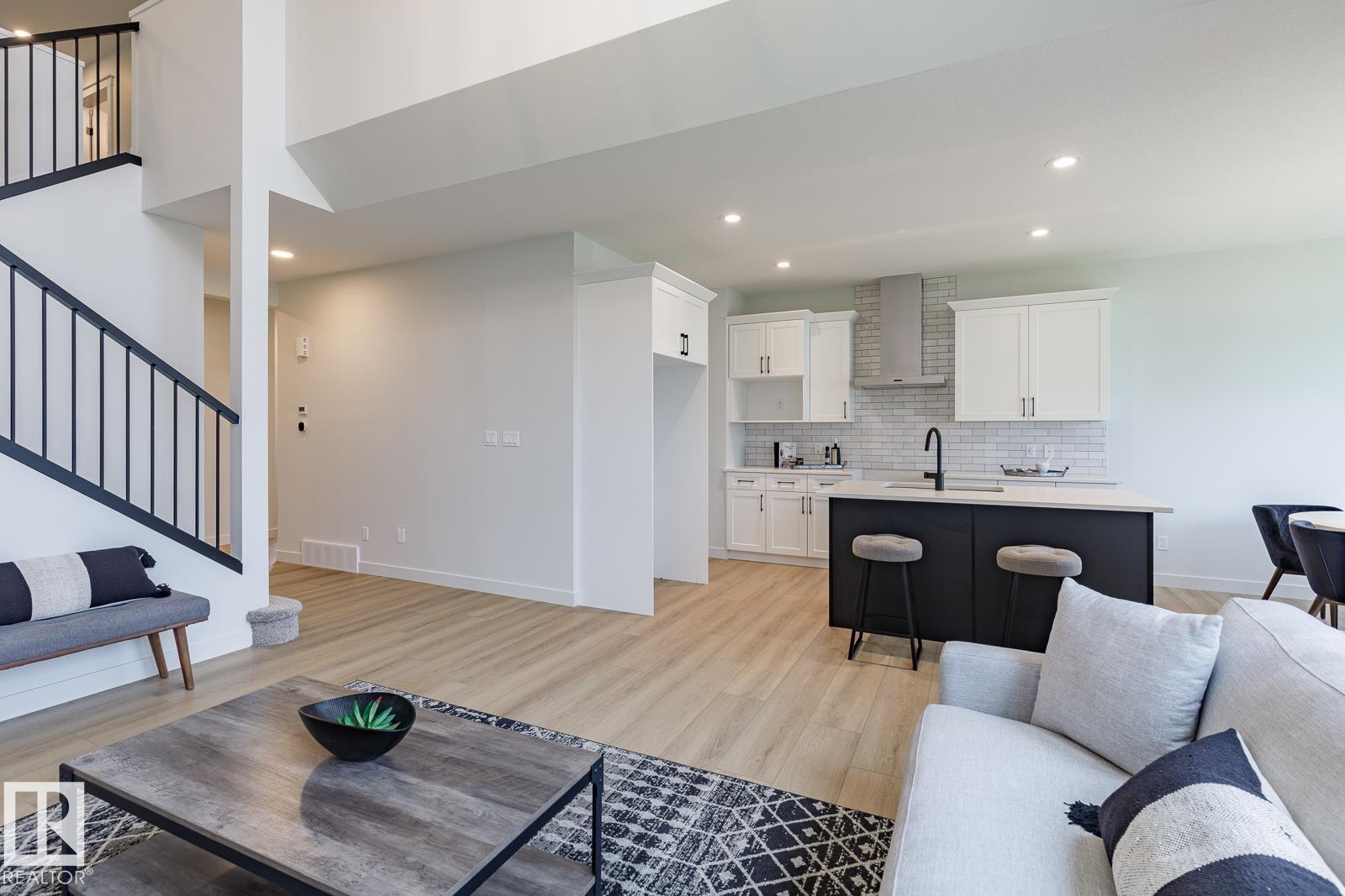 Photo 12 of 82 Silverstone Dr, Stony Plain AB