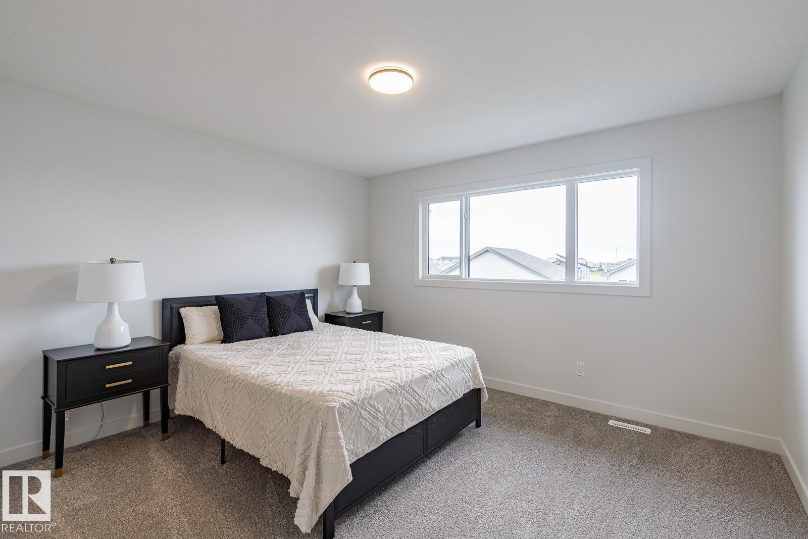 Photo 5 of 82 Silverstone Dr, Stony Plain AB
