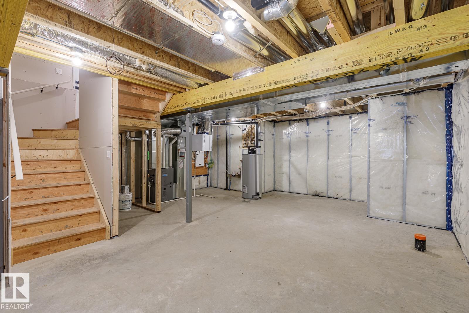 Photo 7 of 82 Silverstone Dr, Stony Plain AB