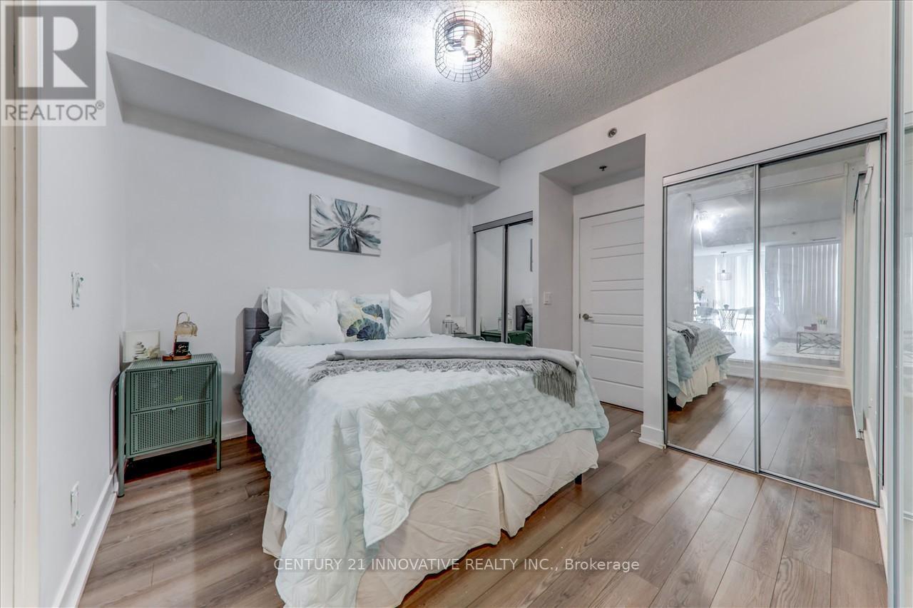 Photo 14 of 1711 318 Richmond Street W, Toronto ON