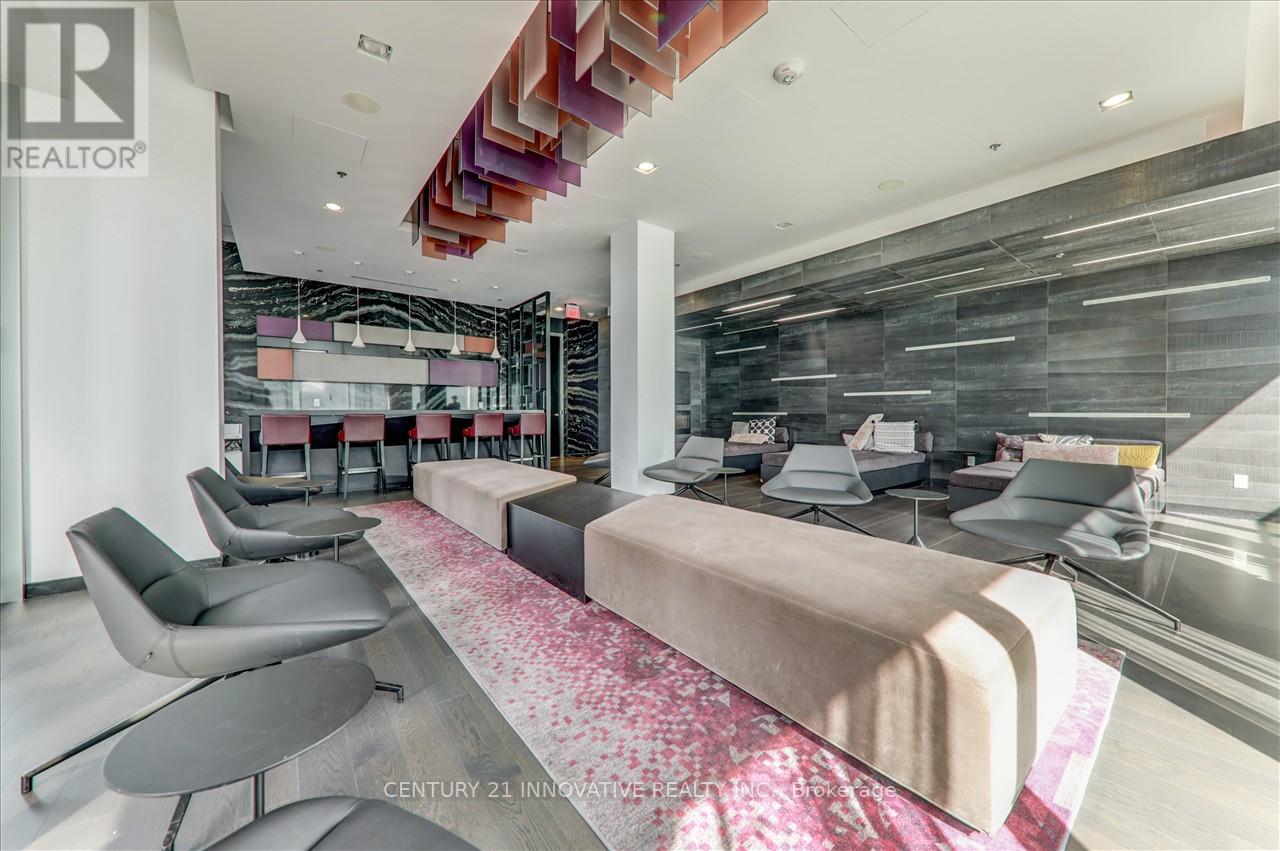 Photo 4 of 1711 318 Richmond Street W, Toronto ON