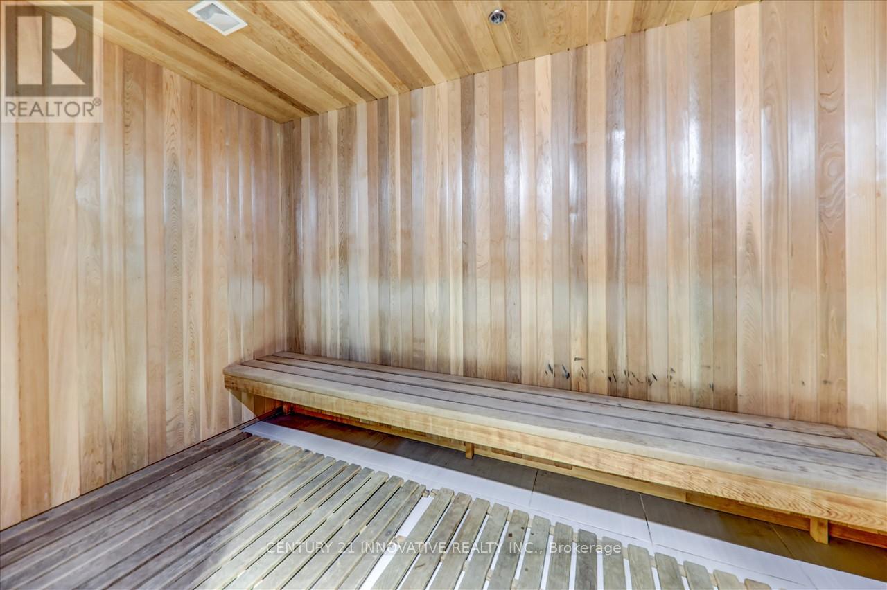 Photo 32 of 1711 318 Richmond Street W, Toronto ON