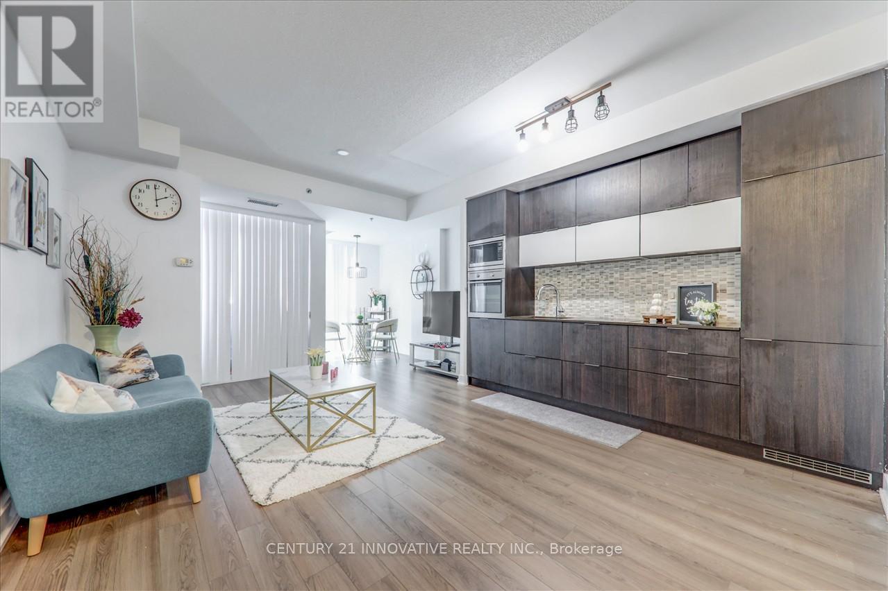 Photo 10 of 1711 318 Richmond Street W, Toronto ON