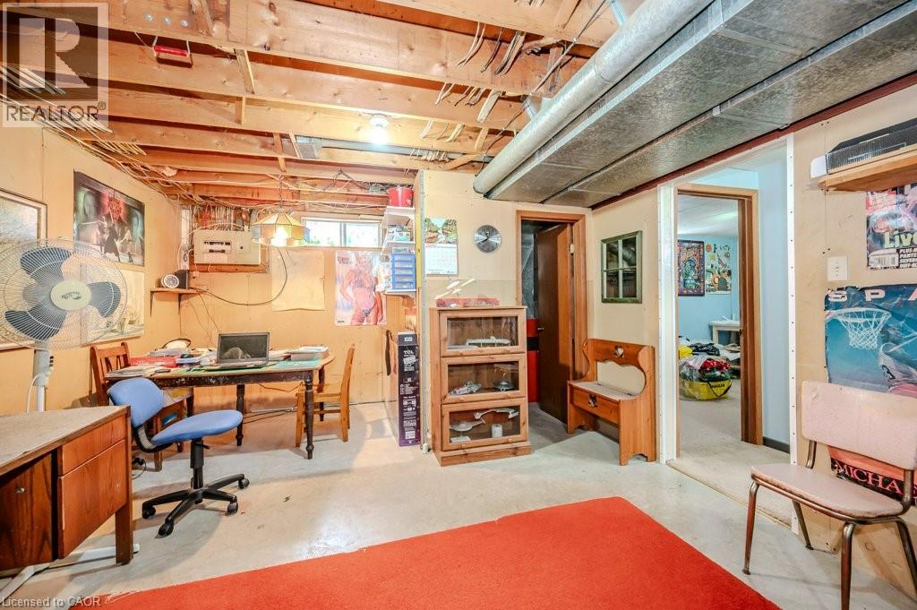 Photo 34 of 39 Bannockburn Road, Kitchener ON