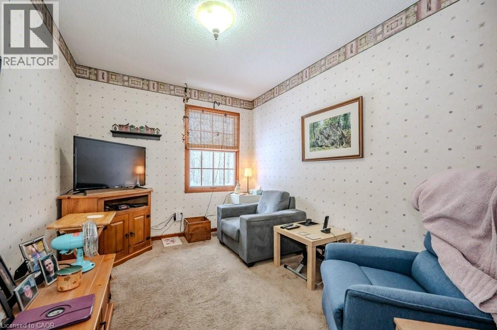 Photo 28 of 39 Bannockburn Road, Kitchener ON