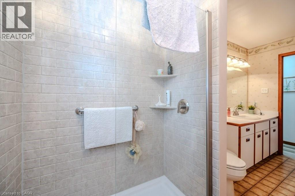 Photo 29 of 39 Bannockburn Road, Kitchener ON