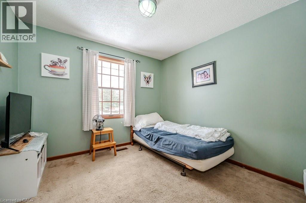 Photo 27 of 39 Bannockburn Road, Kitchener ON