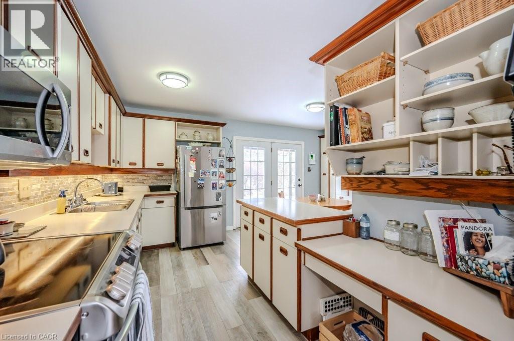 Photo 26 of 39 Bannockburn Road, Kitchener ON
