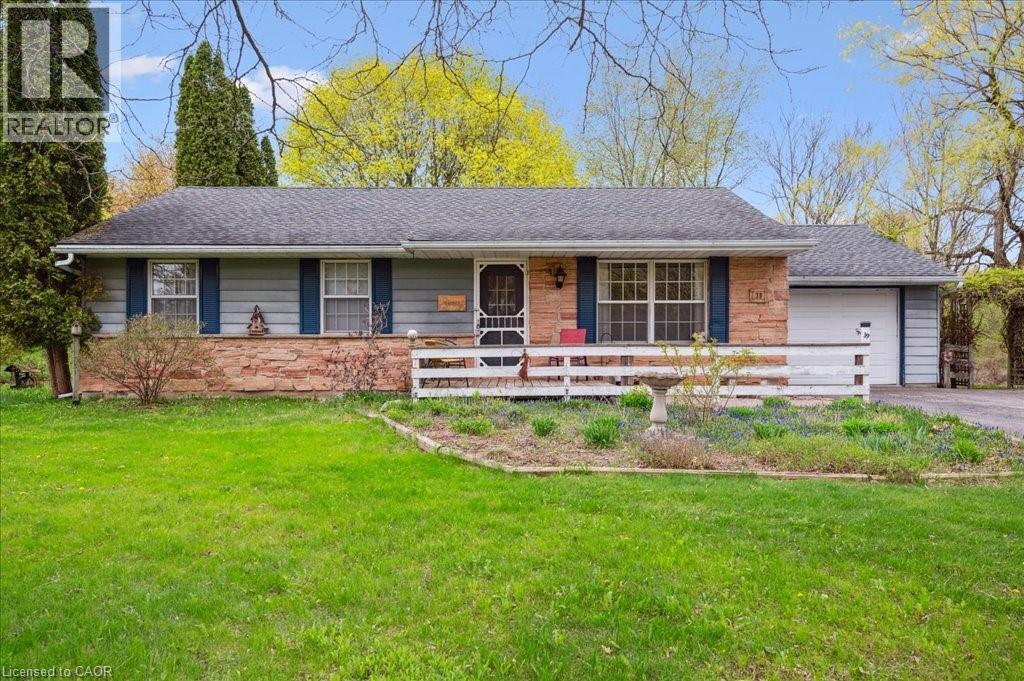Photo 14 of 39 Bannockburn Road, Kitchener ON