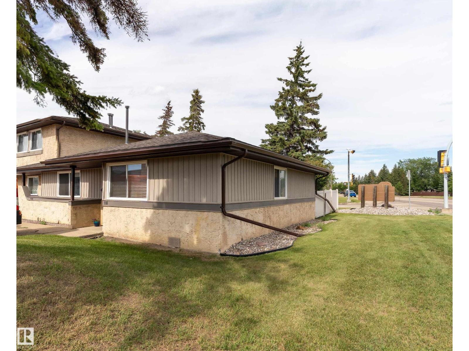 Photo 6 of 118 8930 99 Av, Fort Saskatchewan AB