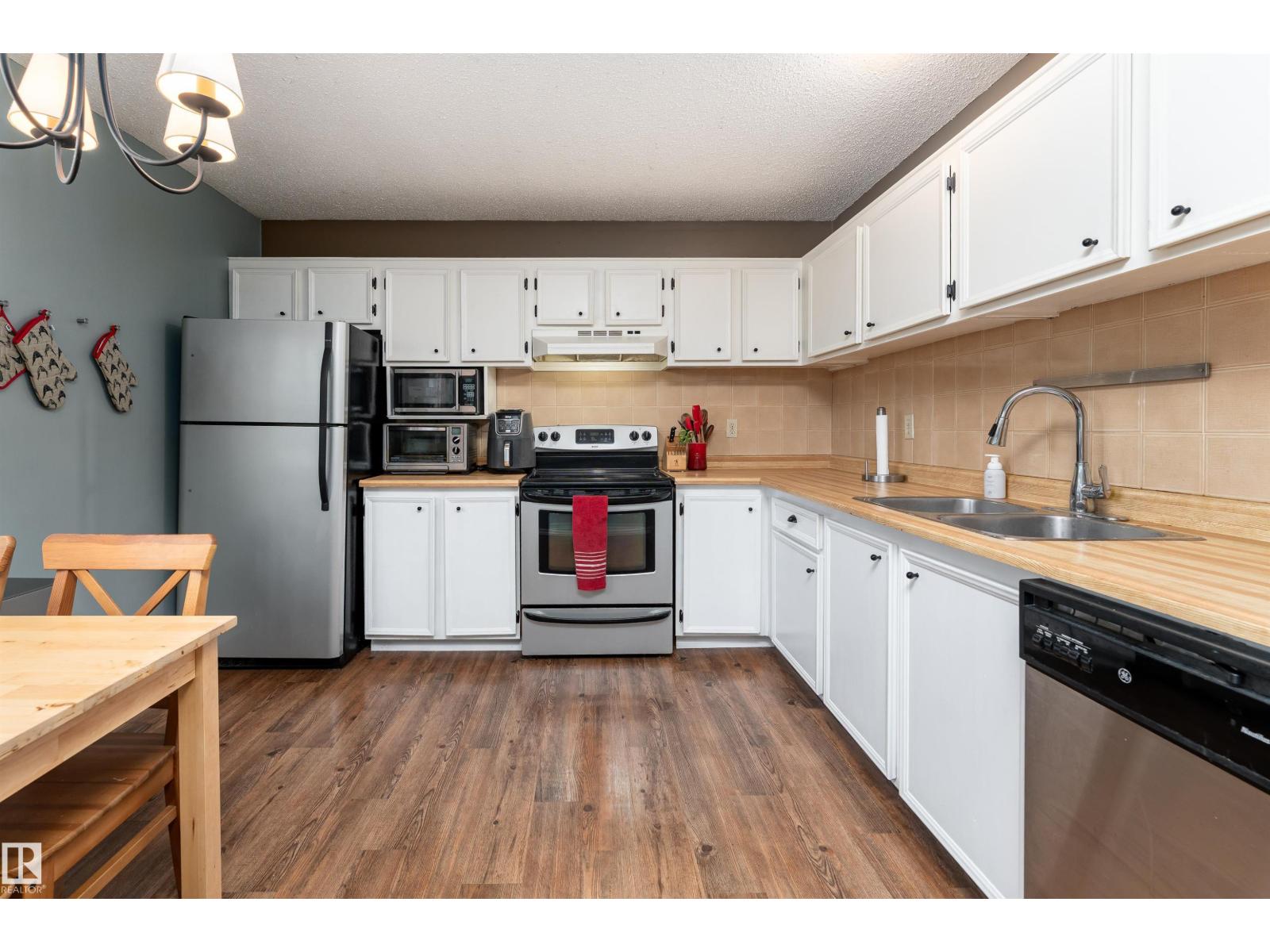 Photo 9 of 118 8930 99 Av, Fort Saskatchewan AB