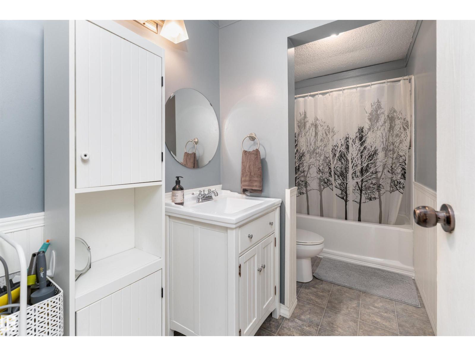 Photo 2 of 118 8930 99 Av, Fort Saskatchewan AB