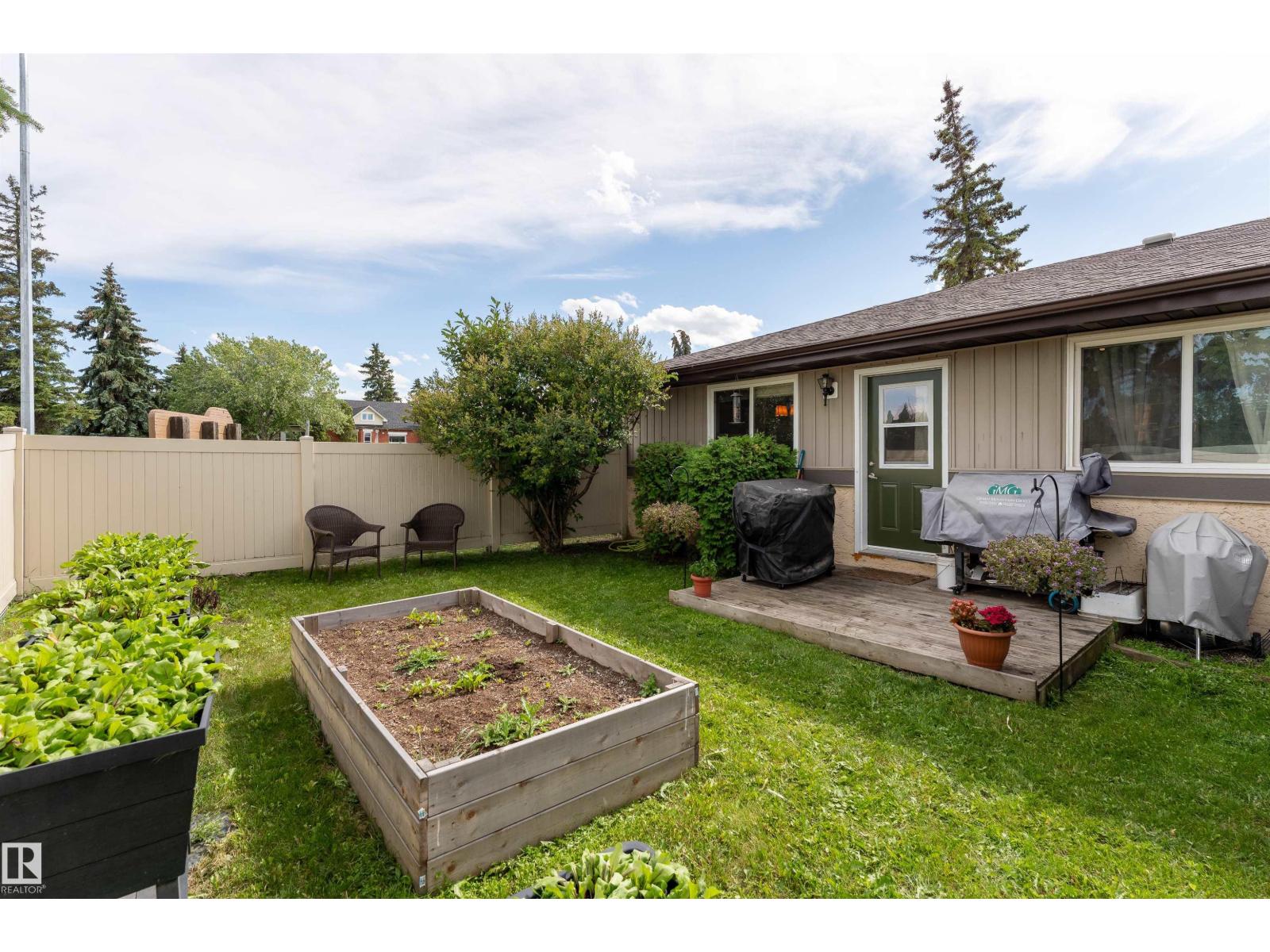 Photo 13 of 118 8930 99 Av, Fort Saskatchewan AB